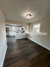 100 Jerrys Ave in Clayton, NJ - Building Photo - Building Photo