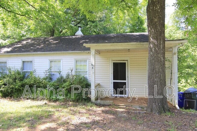 property at 301 Dupont Dr