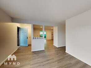 7304 Lawnwood Dr in Sacramento, CA - Building Photo - Building Photo