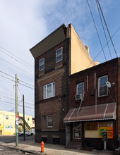 2101 S 9th St in Philadelphia, PA - Building Photo - Building Photo