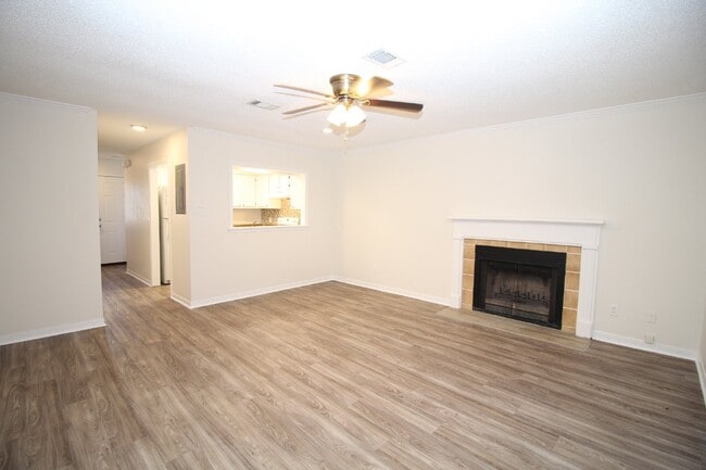 10154 Vixen Pl in Pensacola, FL - Building Photo - Building Photo