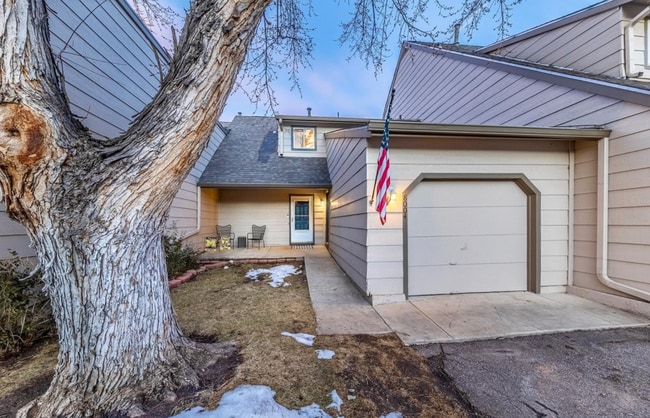 property at 8004 W Spanish Peak