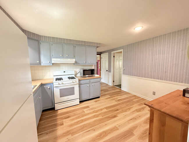 251 Old Lyme Dr in Buffalo, NY - Building Photo - Building Photo