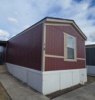 1120 N Vista Dr in Houston, TX - Building Photo