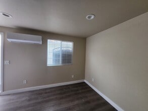 8822 O'Melveny Ave in Los Angeles, CA - Building Photo - Building Photo