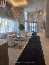 2088 James St in Burlington, ON - Building Photo - Building Photo