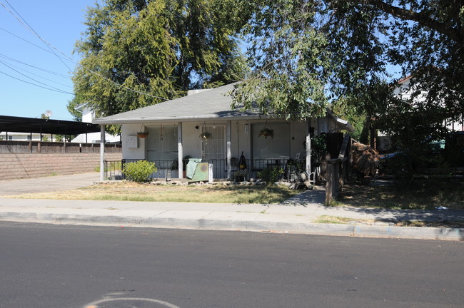 215 W Carlton Way in Tracy, CA - Building Photo - Building Photo