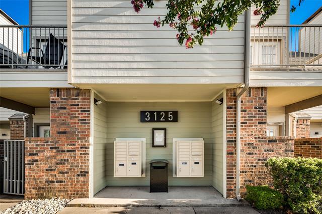 property at 3125 Sondra Dr