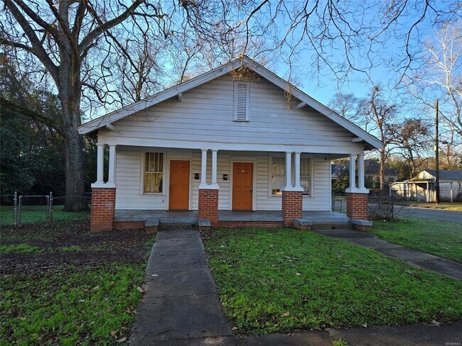 property at 2300 Plum St