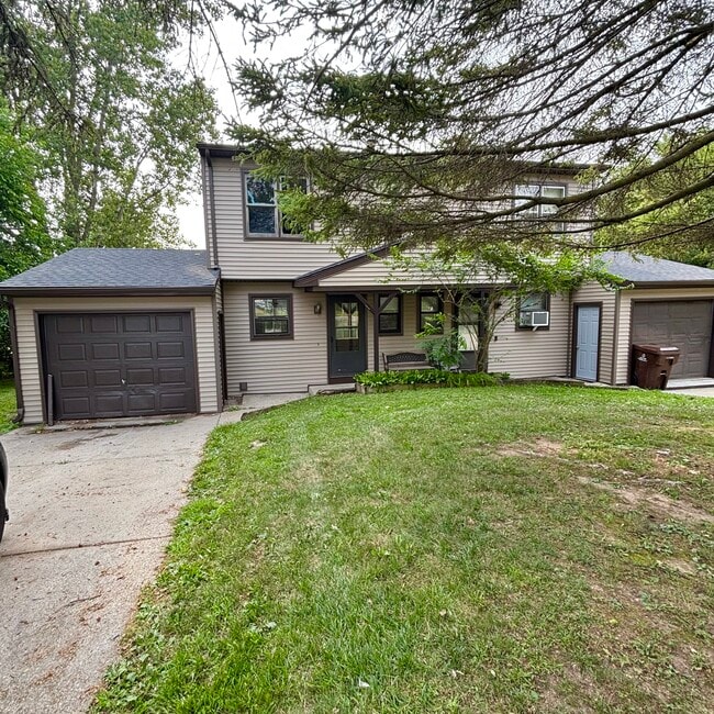 property at 5473 Marsh Rd