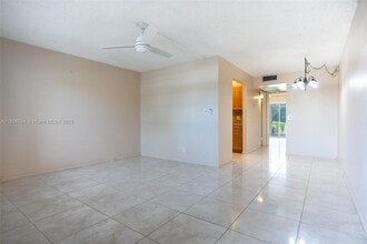 400 SW 134th Way, Unit 107F in Pembroke Pines, FL - Building Photo - Building Photo