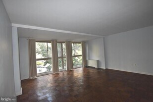 922 24th St NW in Washington, DC - Building Photo