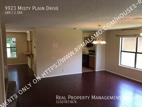 9923 Misty Plain Dr in San Antonio, TX - Building Photo - Building Photo