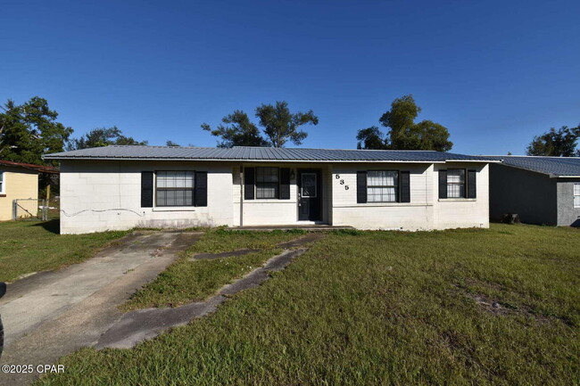 property at 535 N 9th St