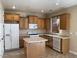 533 W Nugget Trail in Flagstaff, AZ - Building Photo - Building Photo
