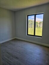 811 Sky Pine Way in Greenacres, FL - Building Photo - Building Photo