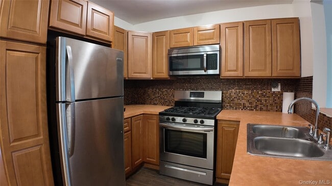 420 Screvin Ave in Bronx, NY - Building Photo - Building Photo