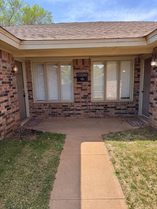 529 N Fulton Ave-Unit -A in Lubbock, TX - Building Photo - Building Photo