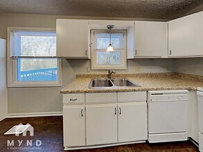 4909 Lawrence Orr Rd in Charlotte, NC - Building Photo - Building Photo