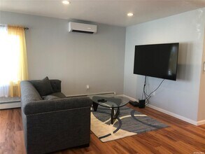 65 Alabama St in Long Beach, NY - Building Photo - Building Photo