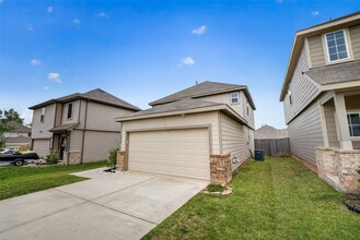 13640 Collier Park Ln in Willis, TX - Building Photo - Building Photo