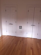 21-80 38th St-Unit -B4 in Queens, NY - Building Photo - Building Photo