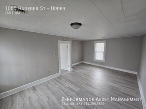 1000 Hagerer St in Racine, WI - Building Photo - Building Photo