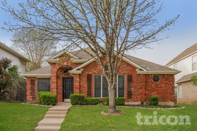 property at 834 San Jacinto Dr