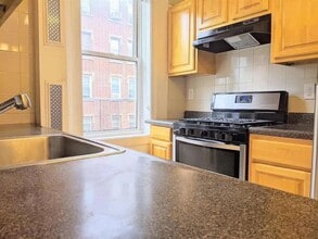 7812 Hudson Ave in North Bergen, NJ - Building Photo - Building Photo