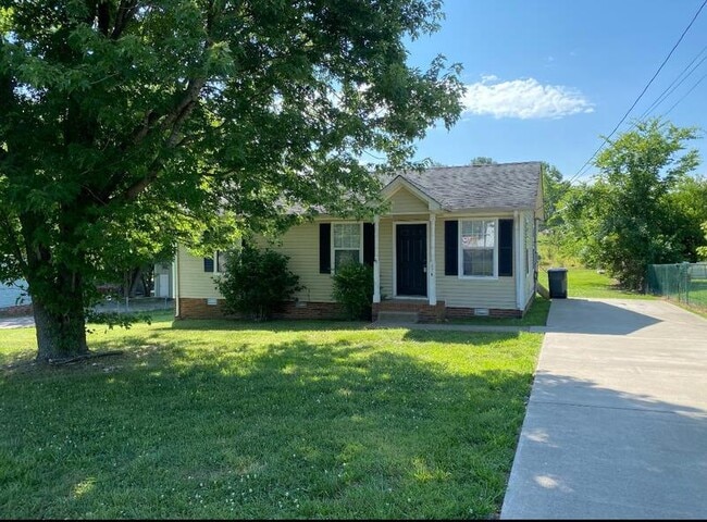 property at 670 Artic Ave