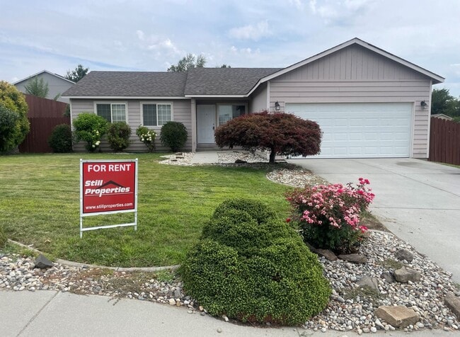 property at 711 N Lyle Ave