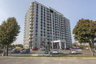 The Westen in Kingston, ON - Building Photo