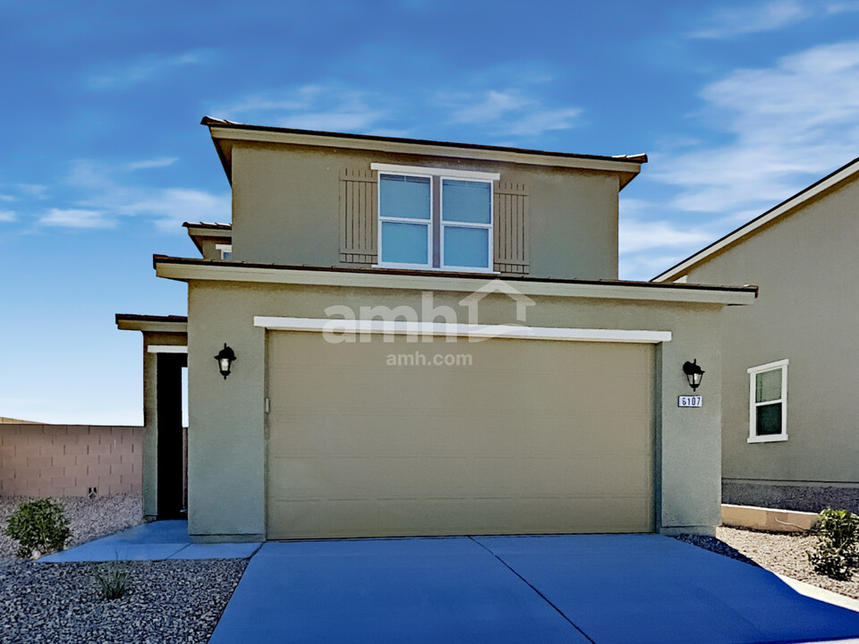 6107 Sierra Blue Ct in Las Vegas, NV - Building Photo