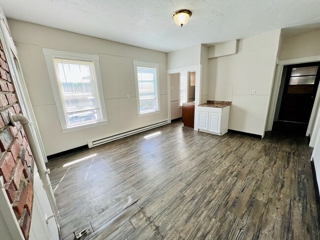 414 Cambridge St in Worcester, MA - Building Photo - Building Photo