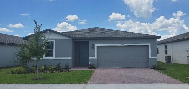 property at 892 Cambridge Dr