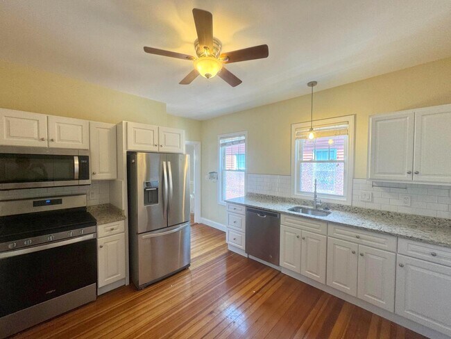86 Morrison Ave, Unit 3