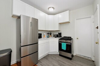 1458 York Ave in New York, NY - Building Photo - Building Photo