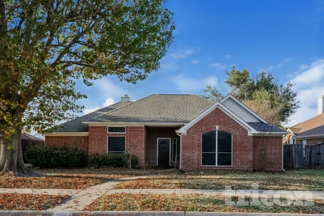 property at 1801 Pecan View Dr