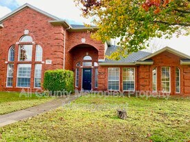 3714 Catalina St in Rowlett, TX - Building Photo