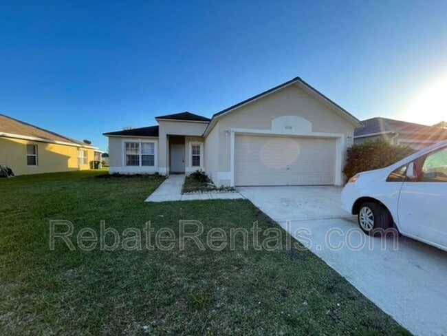 10538 Lantana Lakes Dr N in Jacksonville, FL - Building Photo - Building Photo