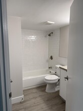 1043 Coral Club Dr in Coral Springs, FL - Building Photo - Building Photo