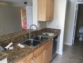 2600 University S Dr, Unit 217 in Davie, FL - Building Photo - Building Photo