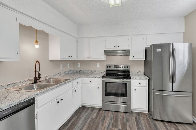property at 2439 Paulawood Dr