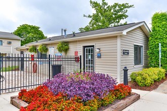 Stonewood Apartments in Mooresville, NC - Building Photo - Building Photo