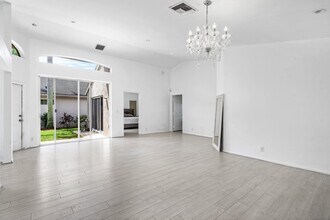 790 Clearbrook Park Cir in Delray Beach, FL - Building Photo - Building Photo