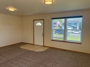 2609-2611 Racine St in Bellingham, WA - Building Photo - Building Photo