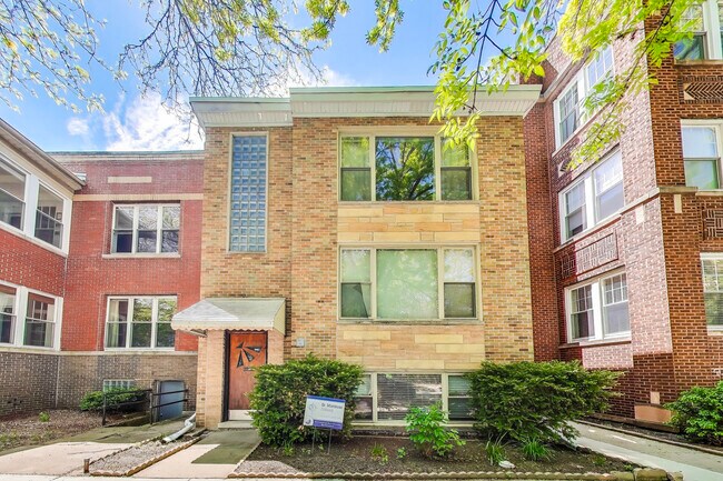 5140 N Leavitt St in Chicago, IL - Foto de edificio - Building Photo