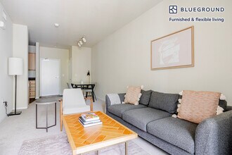 5535 Westlawn Ave in Los Angeles, CA - Building Photo - Building Photo