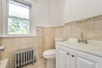 233 Glenwood Ave in East Orange, NJ - Building Photo - Building Photo