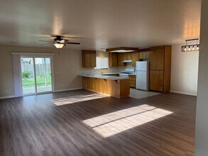 48 Tara Terrace in Chico, CA - Building Photo - Building Photo